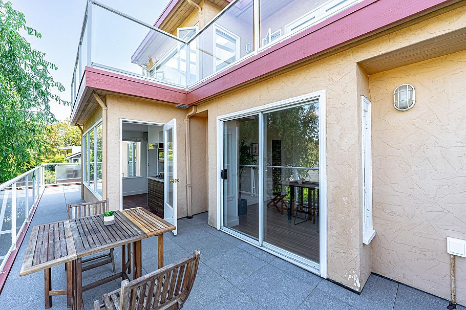 4327 Locarno Crescent Vancouver, BC - 16