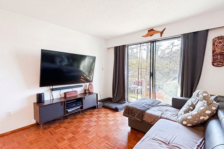 202 2080 Maple Street Vancouver, BC - 9