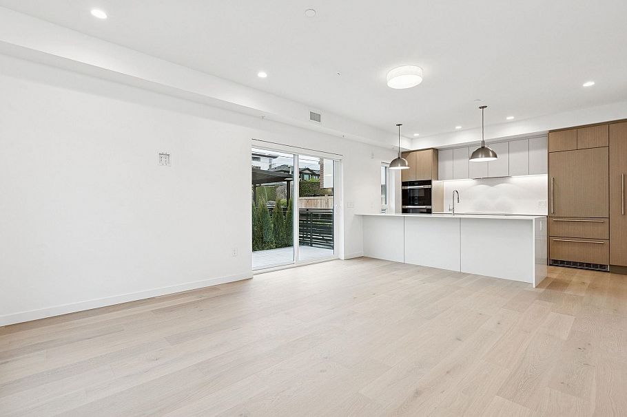 4817 Laurel Street Vancouver, BC - 3