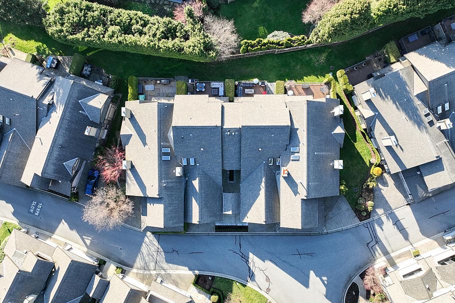 5 1550 Larkhall Crescent North Vancouver, BC - 37