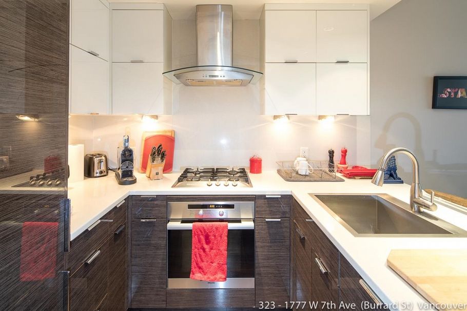 323 1777 W 7th Avenue Vancouver, BC - 1