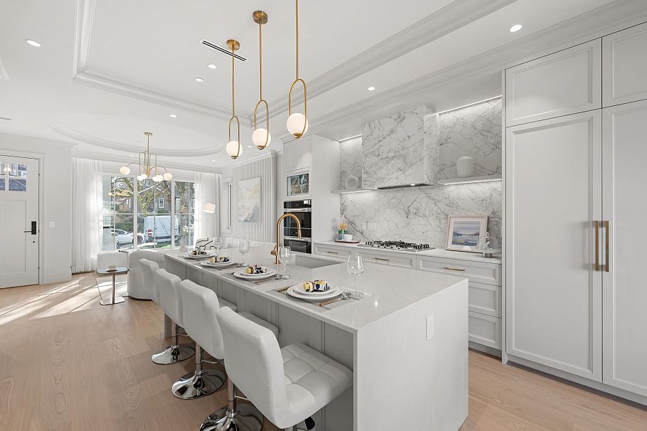 3581 W 19th Avenue Vancouver, BC - 6