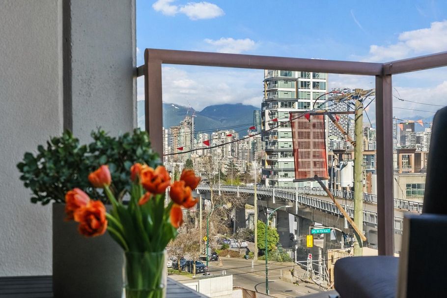 404 1633 W 8th Avenue Vancouver, BC - 20