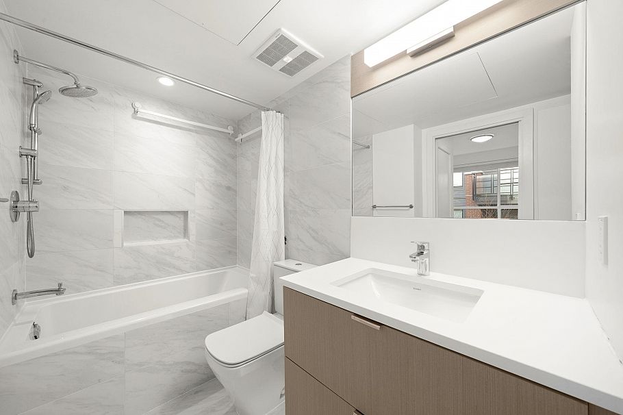 203 7928 Yukon Street Vancouver, BC - 13