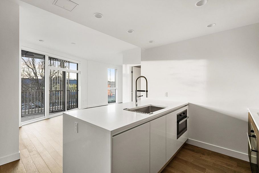 307 2888 Arbutus Street Vancouver, BC - 12