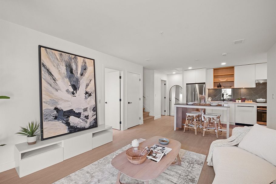 103 333 St. Davids Avenue North Vancouver, BC - 5