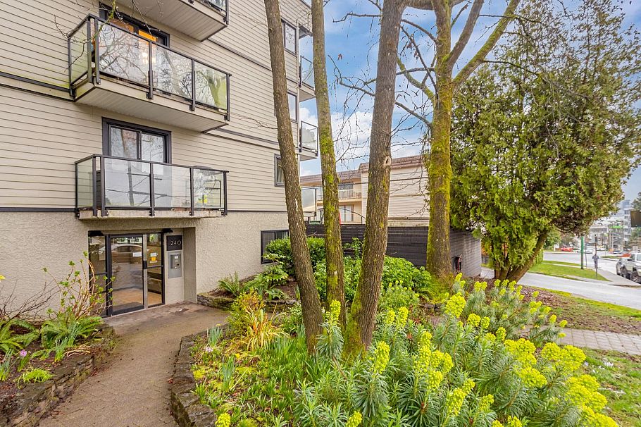 112 240 Mahon Avenue North Vancouver, BC - 2