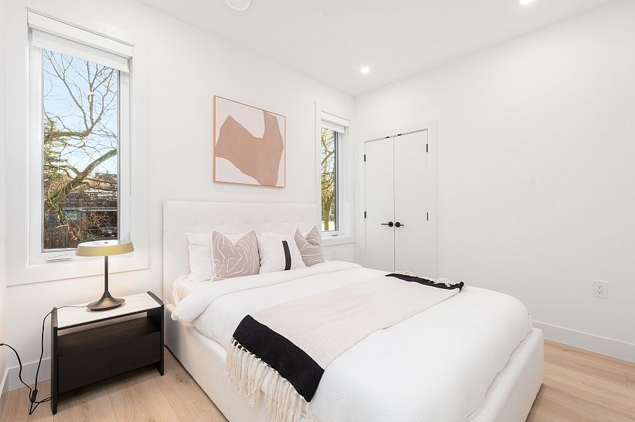 323 N Kamloops Street Vancouver, BC - 21