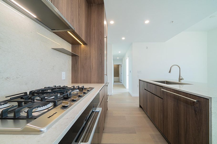 506 5212 Cambie Street Vancouver, BC - 8