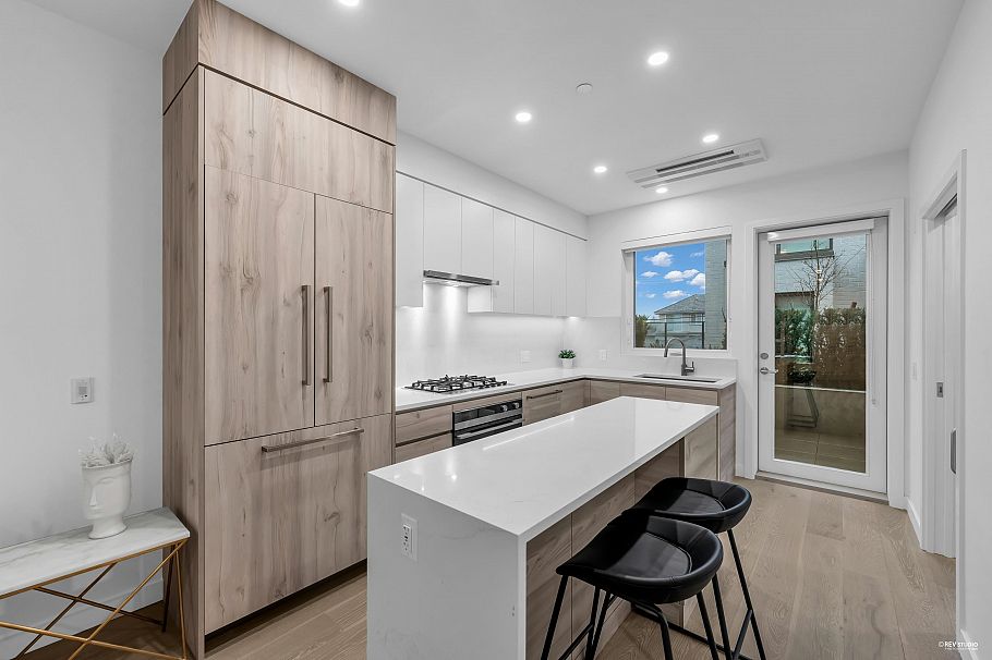 659 W 30th Avenue Vancouver, BC - 13