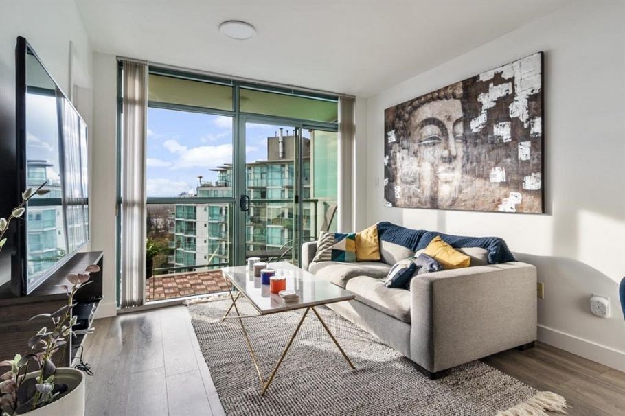 1202 2763 Chandlery Place Vancouver, BC - 3