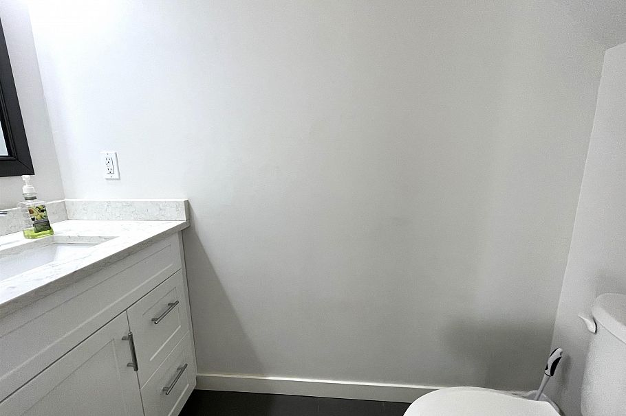 8132 Laval Place Vancouver, BC - 22