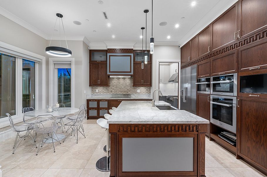 3708 W 35th Avenue Vancouver, BC - 10