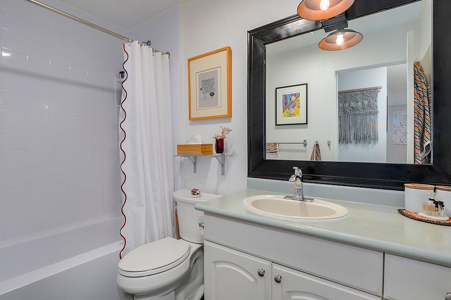 314 170 E 3rd Street North Vancouver, BC - 17