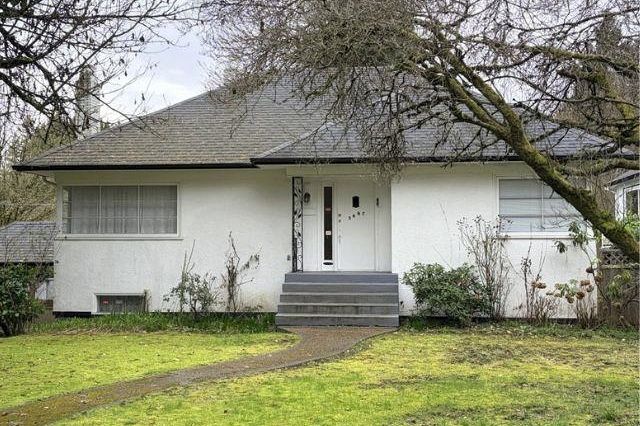 5887 Blenheim Street Vancouver, BC - 1