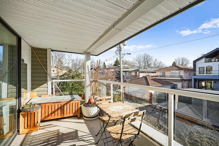 301 674 W 17th Avenue Vancouver, BC - 16