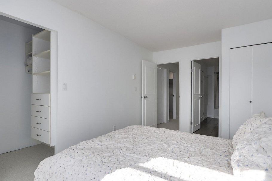 29 900 W 17th Street North Vancouver, BC - 19