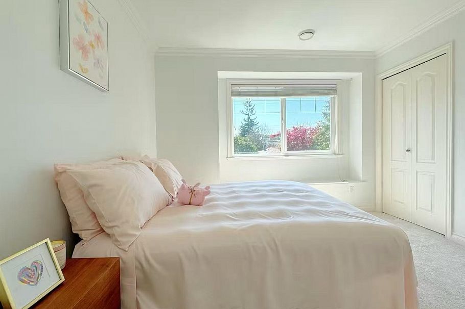 2818 W 19th Avenue Vancouver, BC - 28