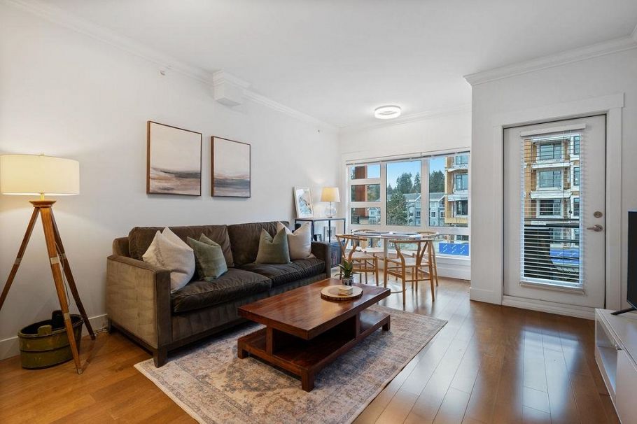 403 857 W 15th Street North Vancouver, BC - 3