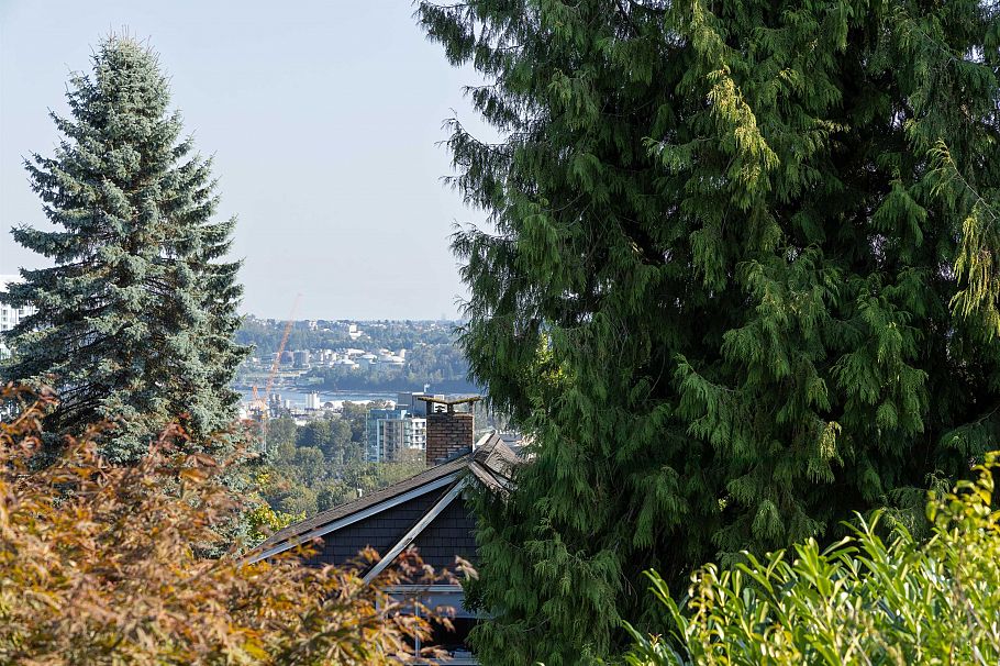 1063 Whitchurch Street North Vancouver, BC - 9