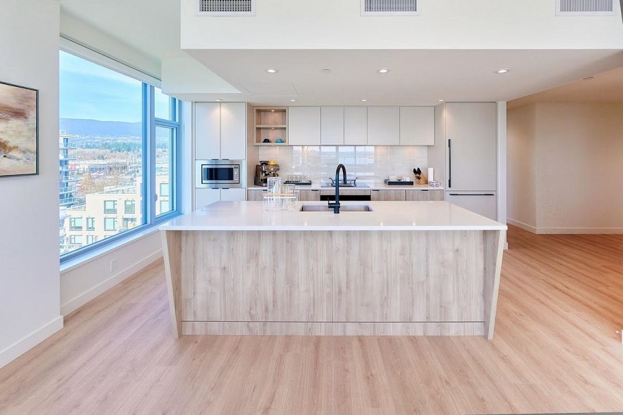 807 755 Harbourside Drive North Vancouver, BC - 15