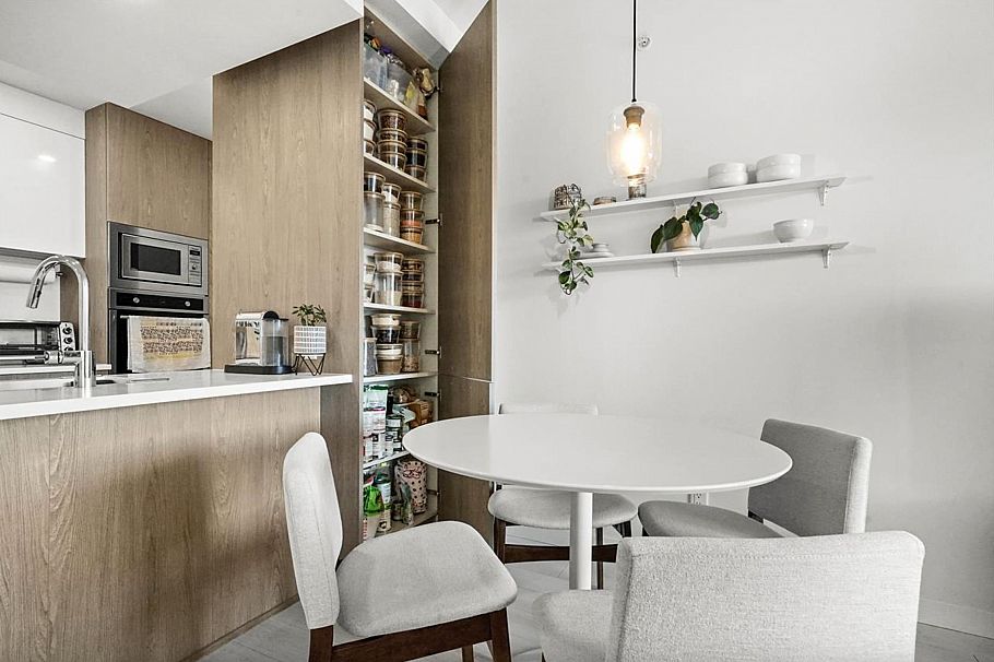 1911 285 E 10th Avenue Vancouver, BC - 11