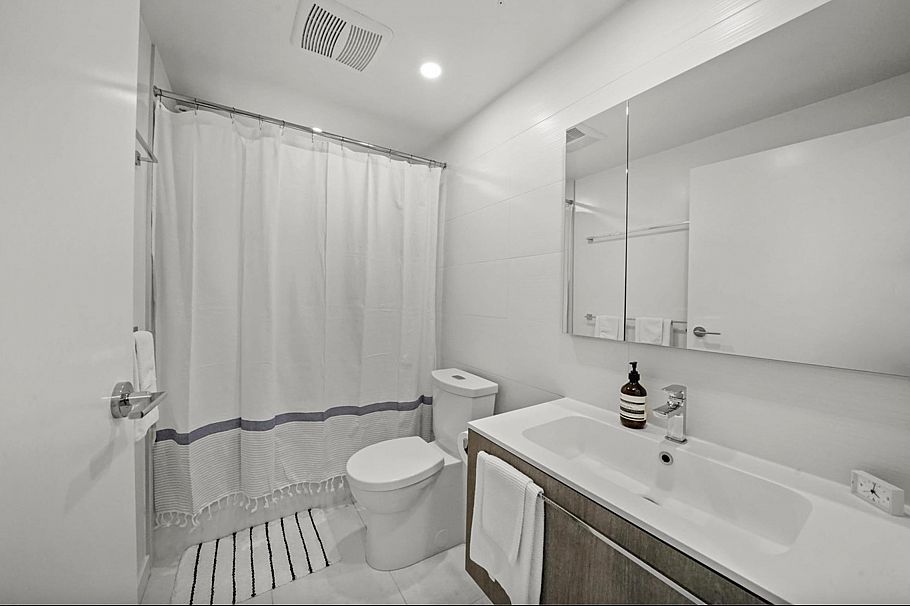 1911 285 E 10th Avenue Vancouver, BC - 20