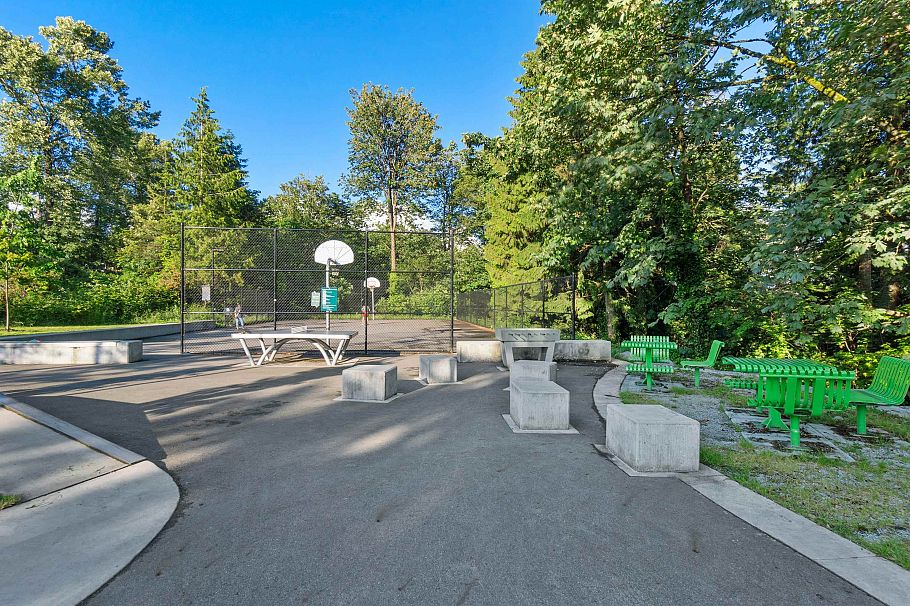 107 733 E 3rd Street North Vancouver, BC - 33