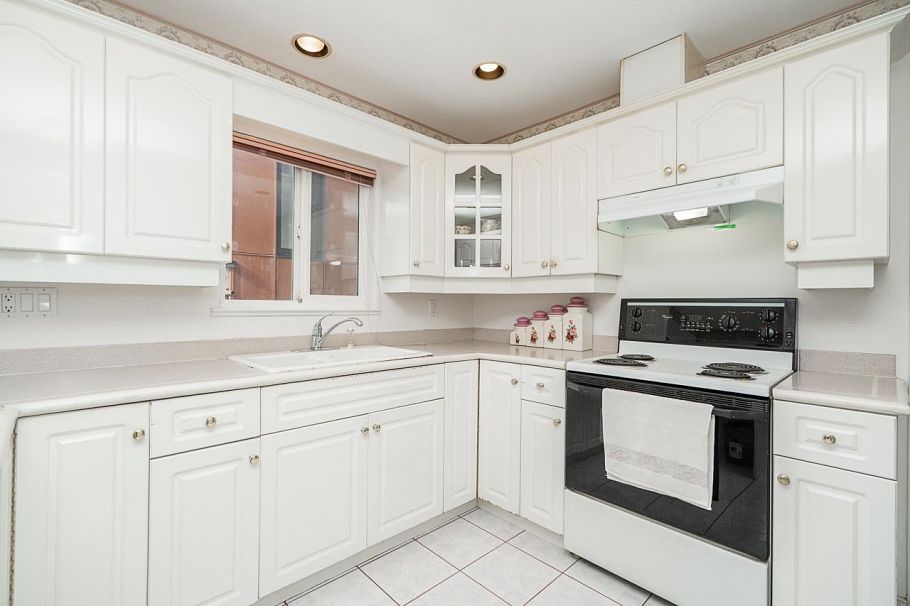 726 E 56th Avenue Vancouver, BC - 14