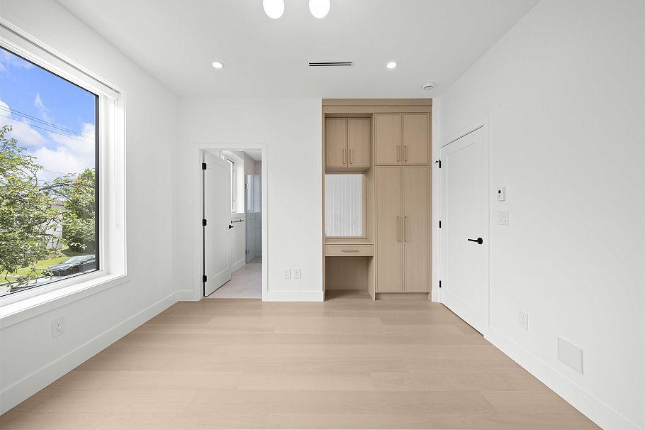 1 6461 E Prince Edward Street Vancouver, BC - 21