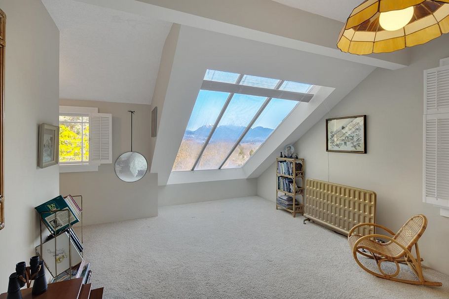 3657 W 14th Avenue Vancouver, BC - 32