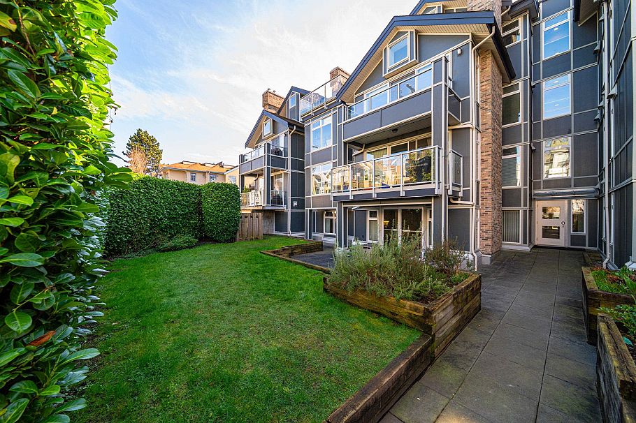 PH3 865 W 15 Avenue Vancouver, BC - 36