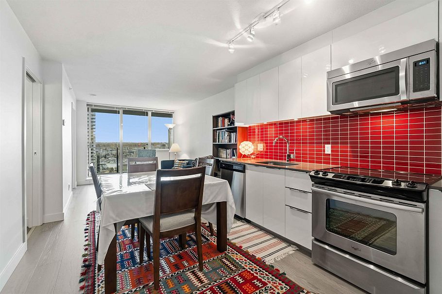 2303 1325 Rolston Street Vancouver, BC - 5