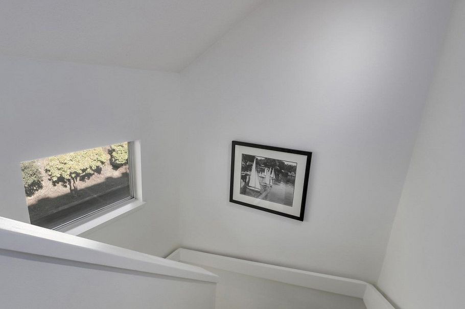 29 900 W 17th Street North Vancouver, BC - 16