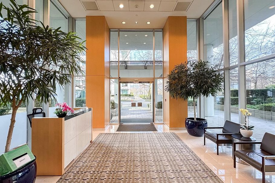 1004 1710 Bayshore Drive Vancouver, BC - 19