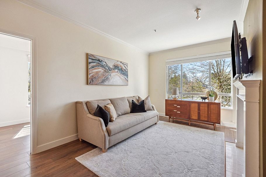 216 5735 Hampton Place Vancouver, BC - 3