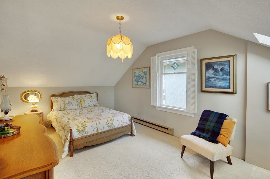 3657 W 14th Avenue Vancouver, BC - 34