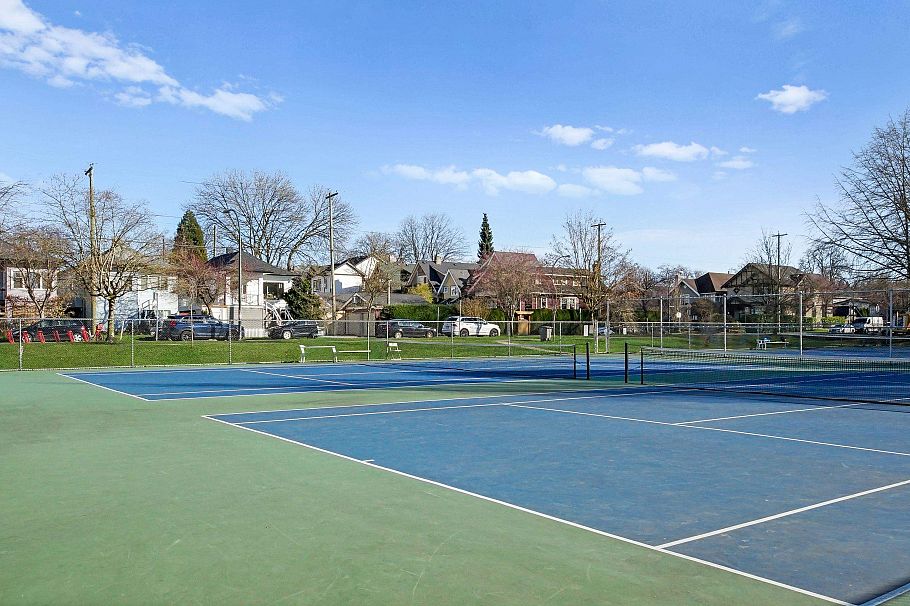 301 674 W 17th Avenue Vancouver, BC - 20