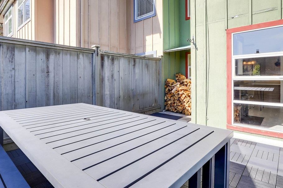 29 900 W 17th Street North Vancouver, BC - 13