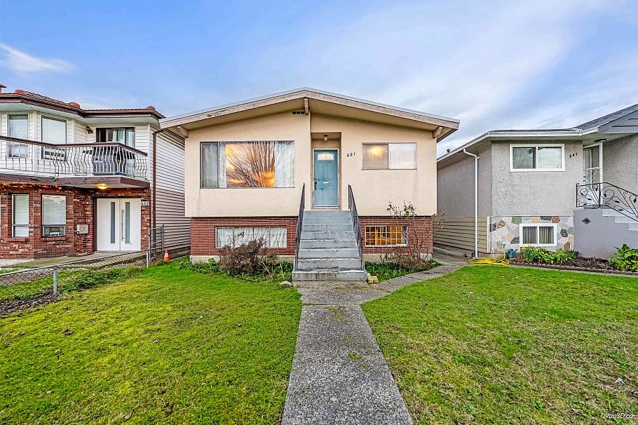 851 E 50th Avenue Vancouver, BC - 1