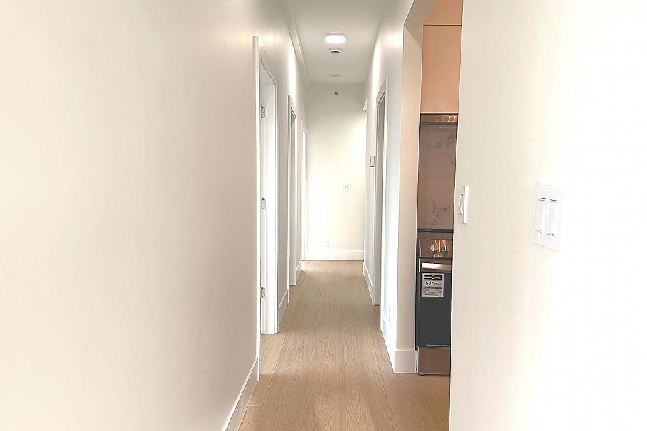 802 1150 Bute Street Vancouver, BC - 9