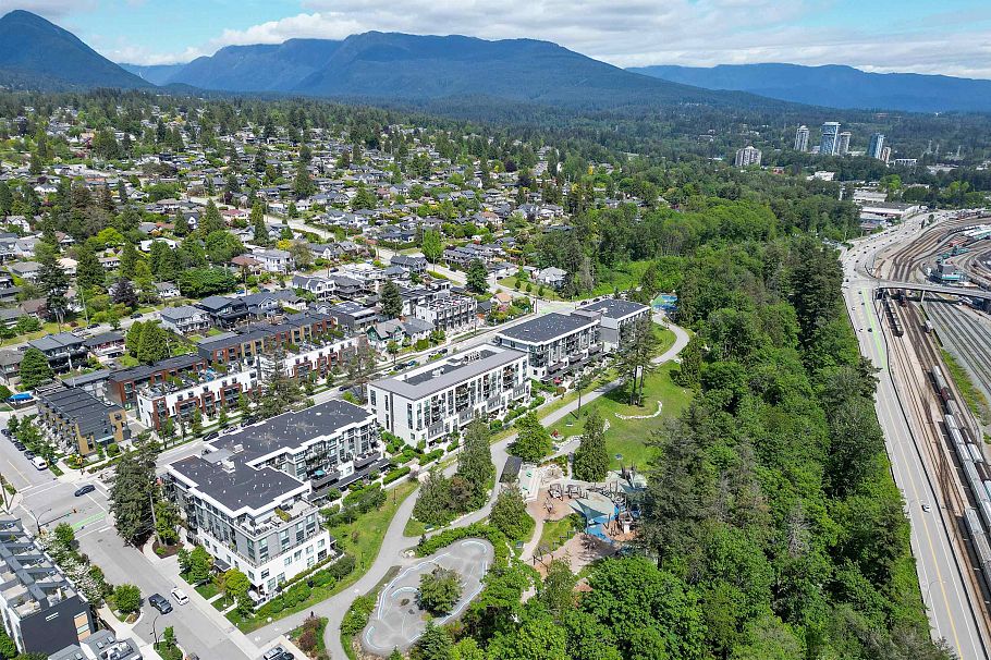 111 747 E 3rd Street North Vancouver, BC - 37