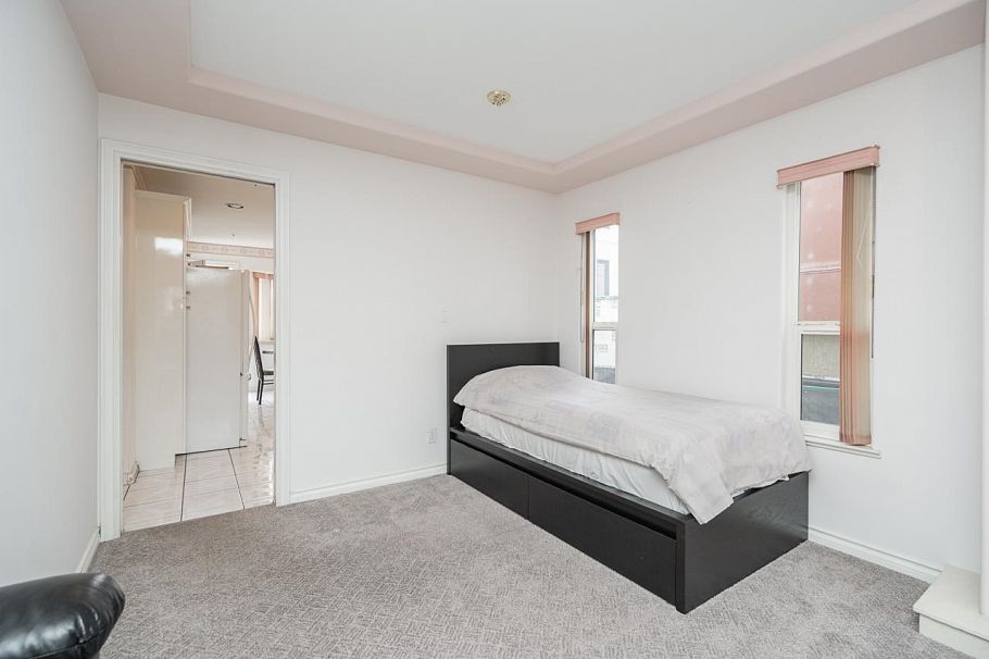 726 E 56th Avenue Vancouver, BC - 8