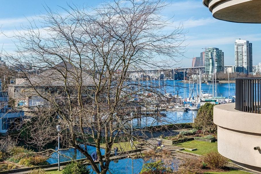 413 525 Wheelhouse Square Vancouver, BC - 5