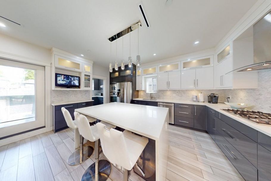 3317 E 3rd Avenue Vancouver, BC - 15