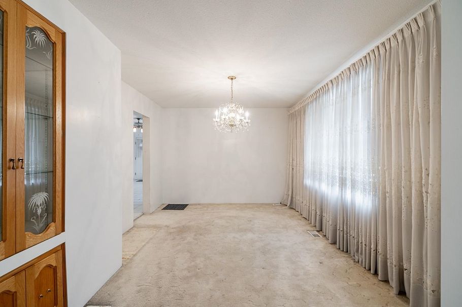 2604 E 19th Avenue Vancouver, BC - 5