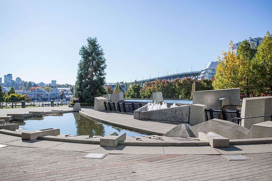 302 1438 Richards Street Vancouver, BC - 24