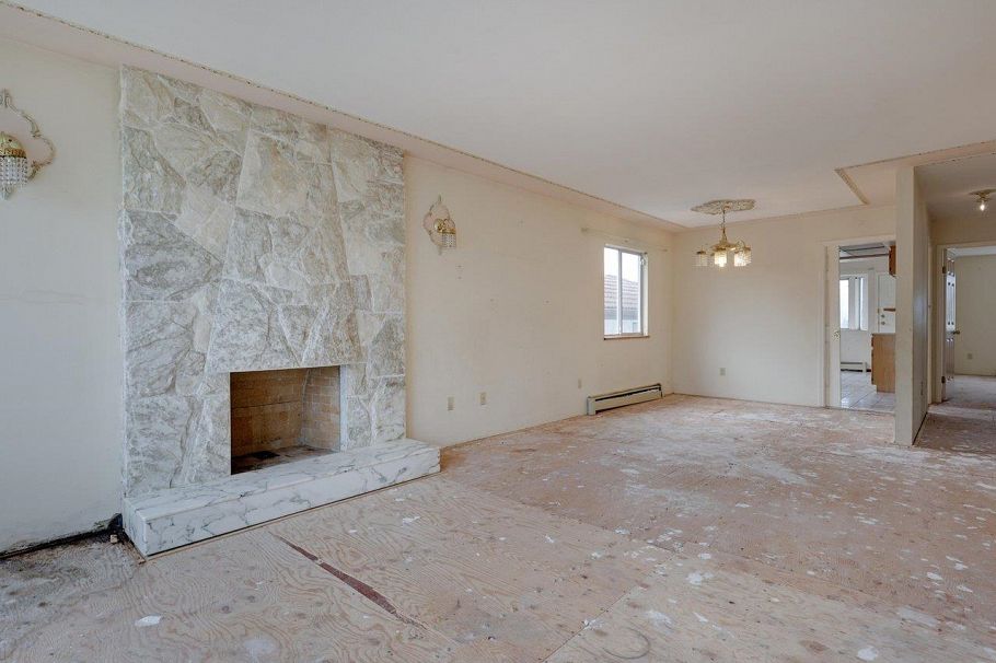 311 E 38th Avenue Vancouver, BC - 7