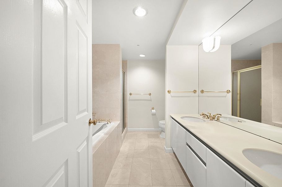 101 2288 W 40th Avenue Vancouver, BC - 19