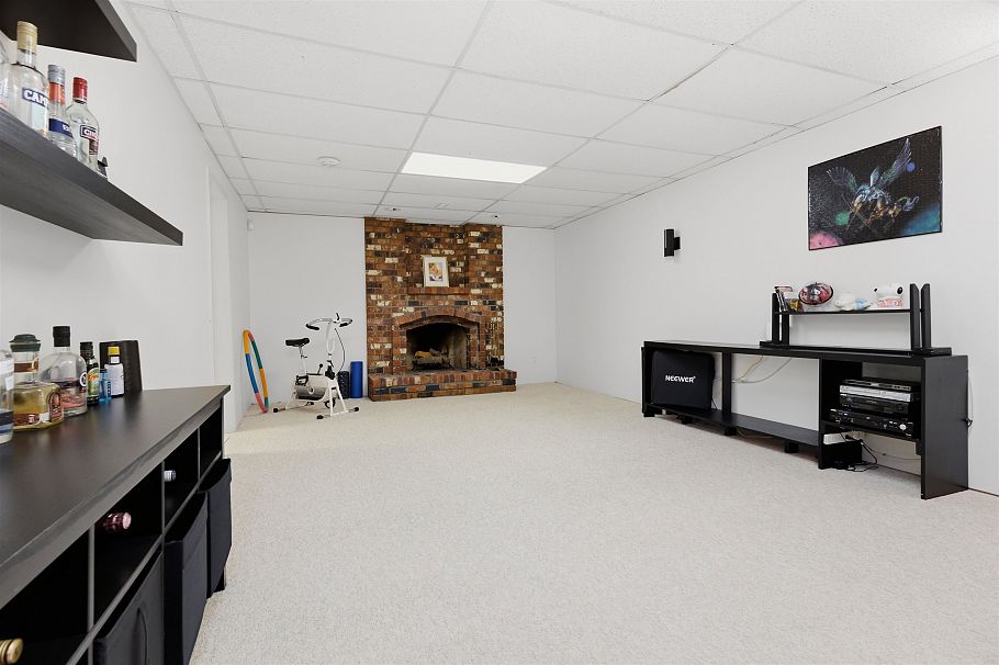 2716 Byron Road North Vancouver, BC - 28